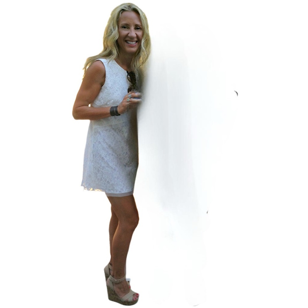 BCBG Maxazria White Lace Sleeveless Dress - Size XS - Picture 7 of 7